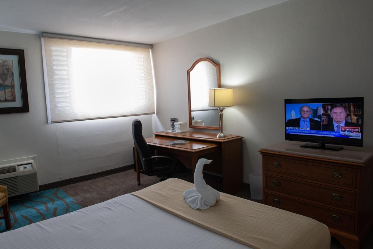 Caribe Hotel Ponce Buitenkant foto